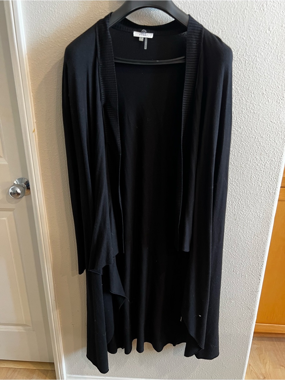 Sioni Black Long-Sleeve Open-Front Dress Cardigan